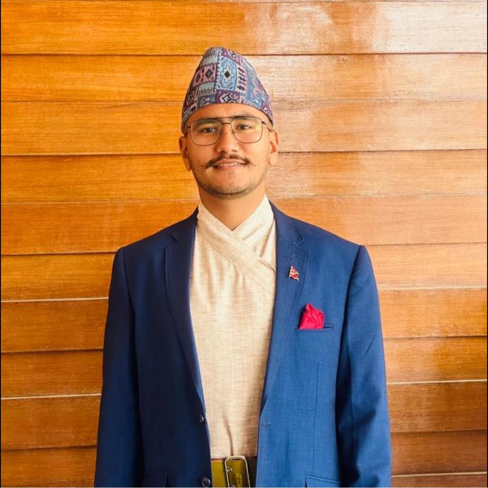 प्रचण्ड परिवारको विलासी जीवनका कारण देशले ठूलो क्षति बेहोर्योः माओवादी विद्यार्थी नेताहरु