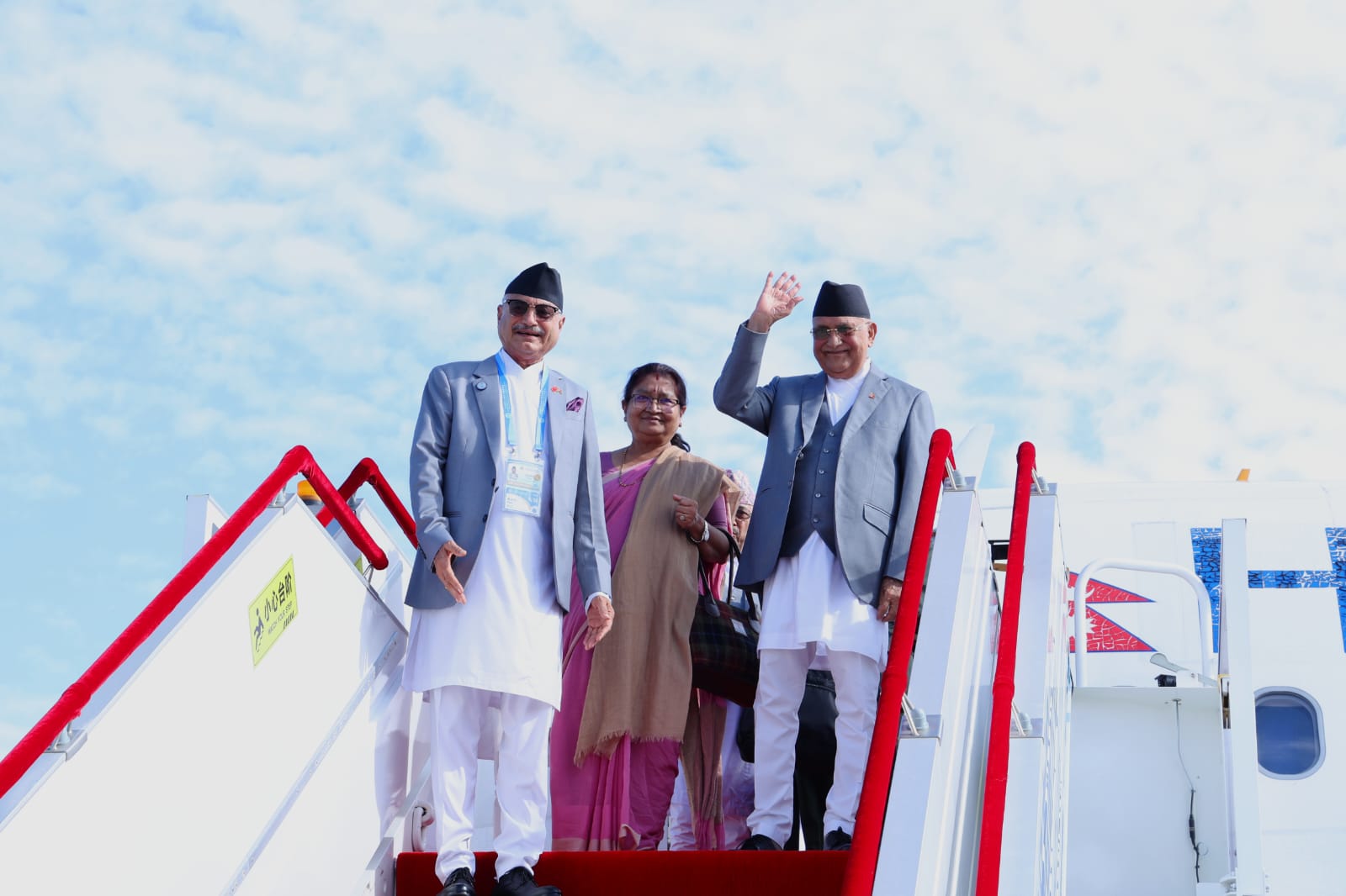 प्रधानमन्त्री ओली चीनमा (तस्बिरहरू)