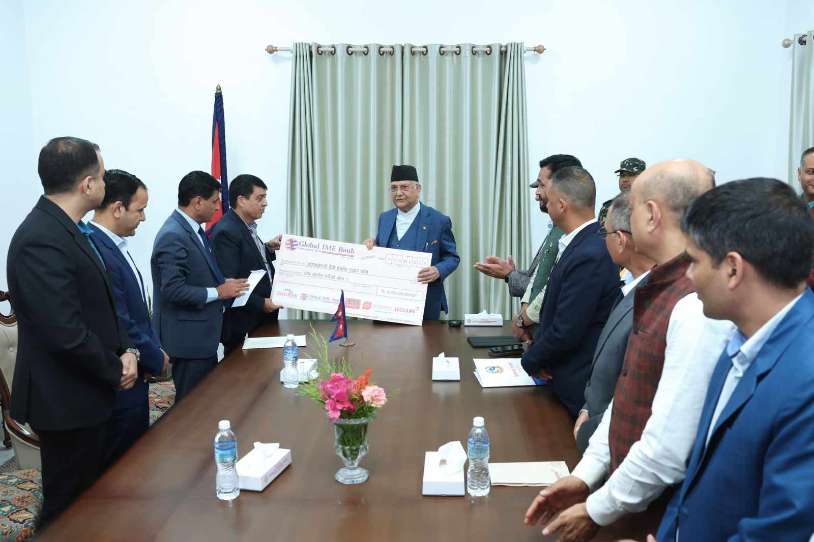 प्रधानमन्त्री उद्धार कोषमा ग्लोबल आइएमई बैंकसहित आइएमई ग्रुपको पाँच करोड सहयोग