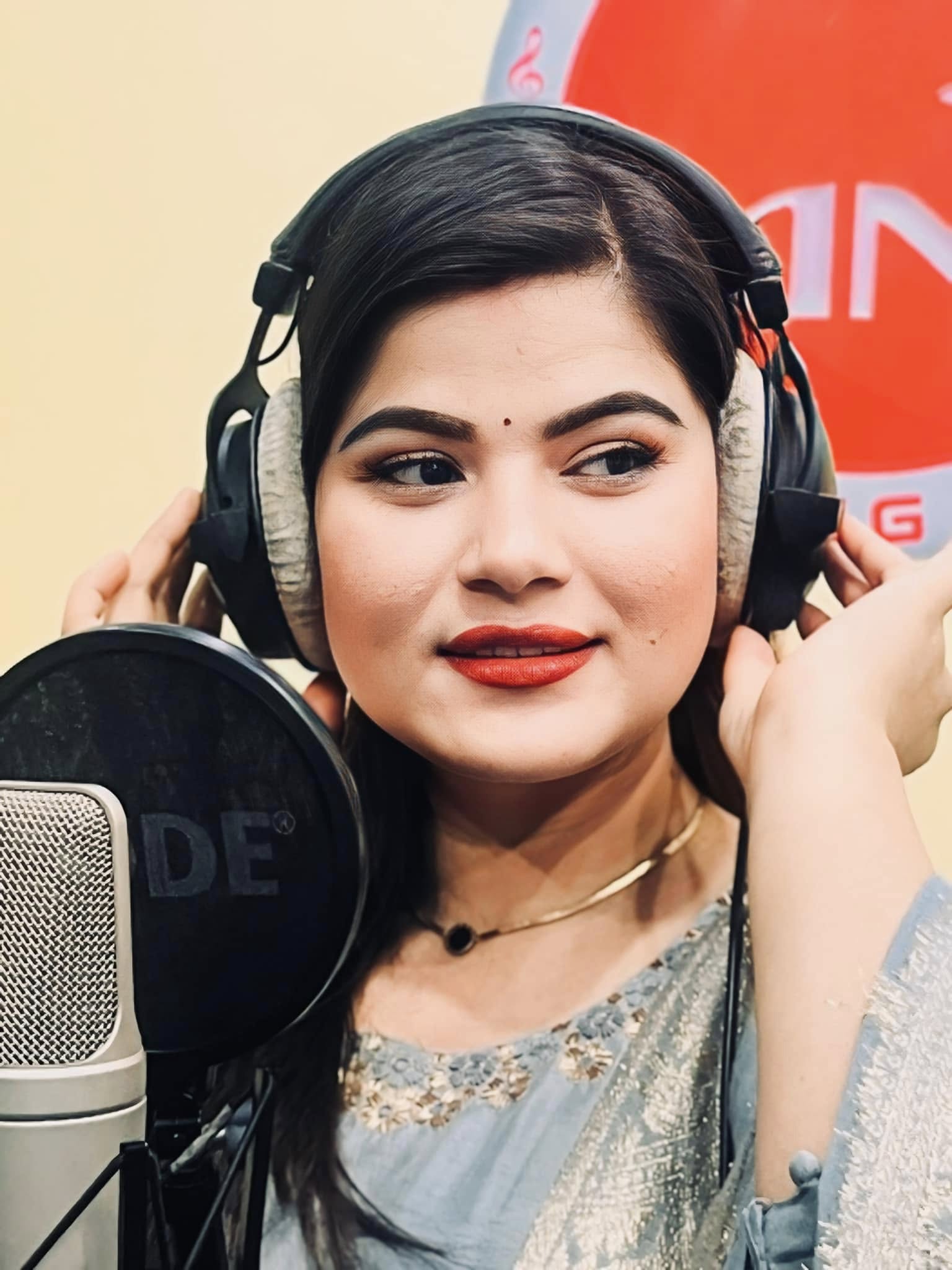 बबिना भट्टराईको नयाँ भजन ‘हे हरि’ सार्वजनिक (भिडियो)