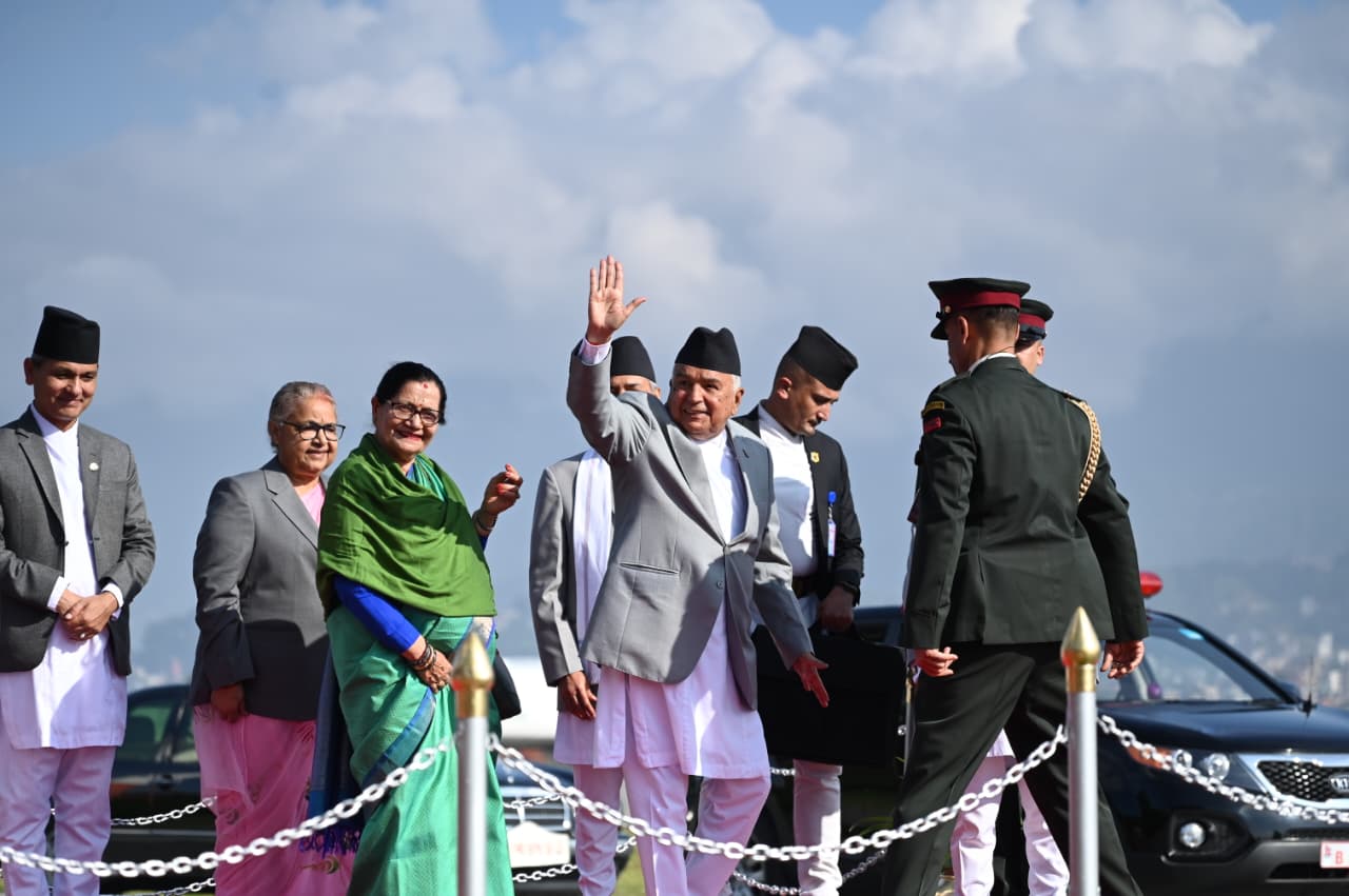 राष्ट्रपति पौडेल कतार प्रस्थान (तस्बिरहरु)