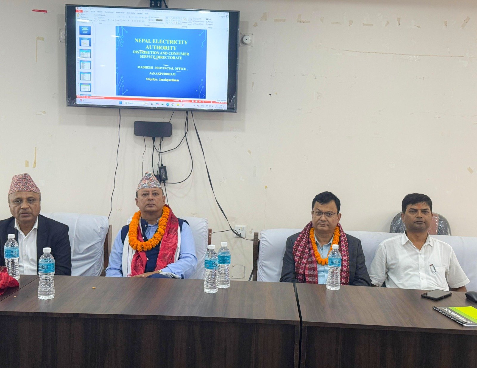 मधेस प्रदेशमा विद्युत र सिँचाई सुधारका लागि मन्त्री खड्काको निर्देशन