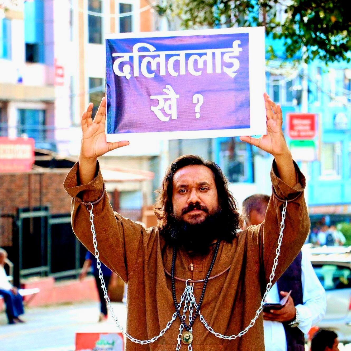 चौतर्फी विवादपछि प्रधानमन्त्रीको सचिवालयले भन्यो– खगेन्द्र सुनारको नाम मन्त्रीको सूचीमा छैन