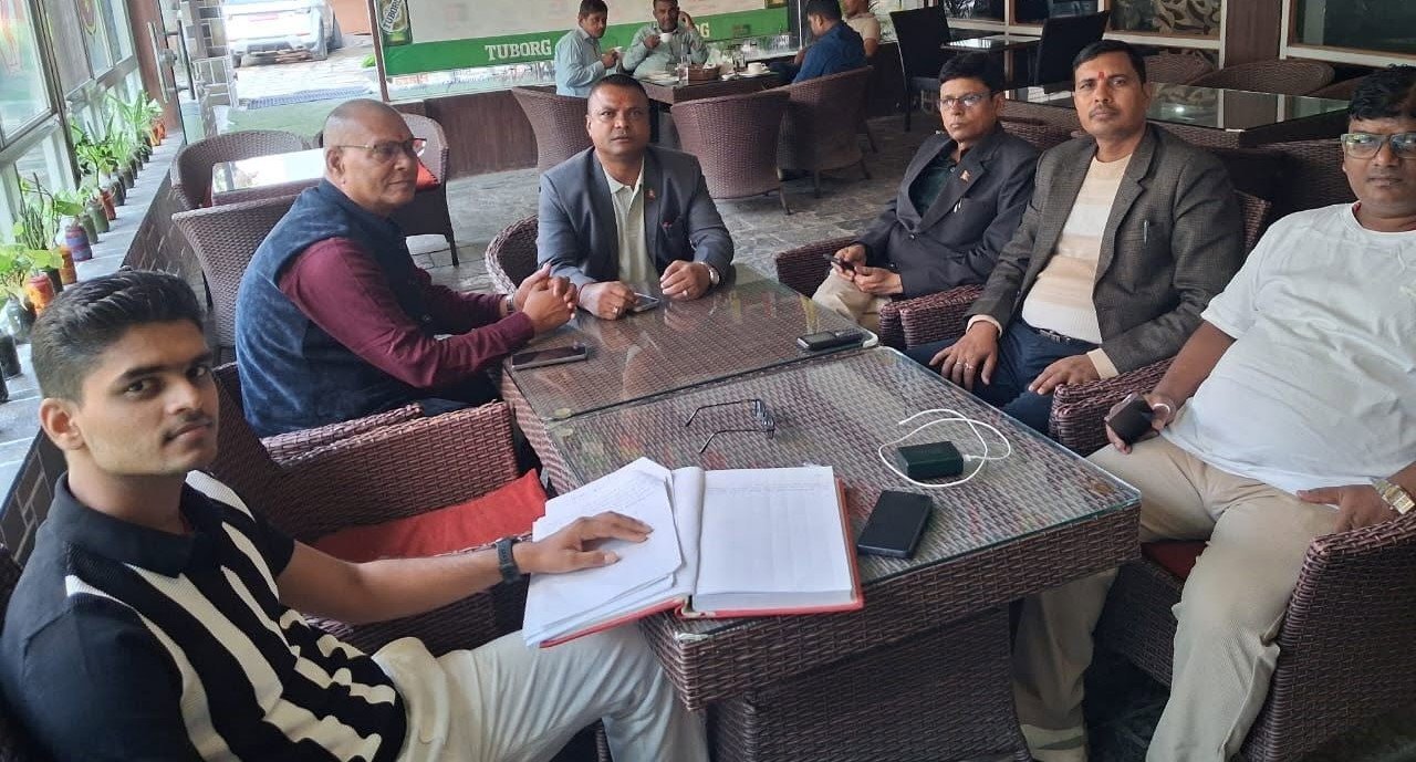 मधेशका सुनचाँदी व्यवसायीले काठमाडौंमा आन्दोलन गर्दै, सीप प्रवर्धन शुल्क खारेज र भन्सार दर घटाउन माग