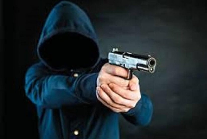 एनएमबि बैंकको महोत्तरी शाखामा लुटपाट