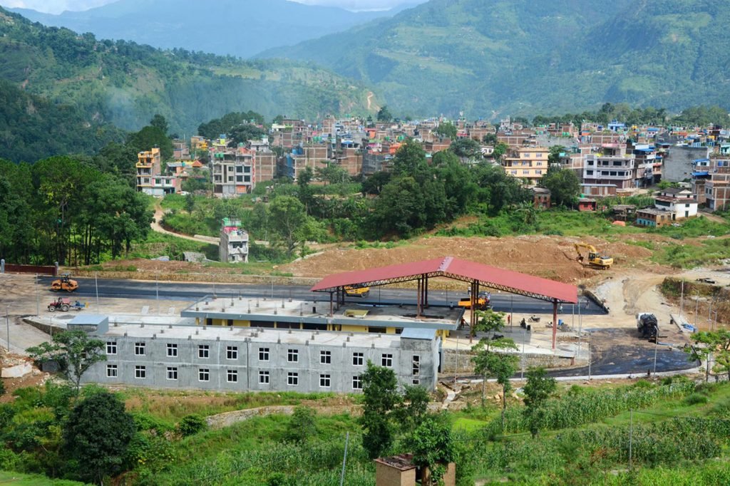 करोडौँ लागतमा बनेको बसपार्क प्रयोगविहीन