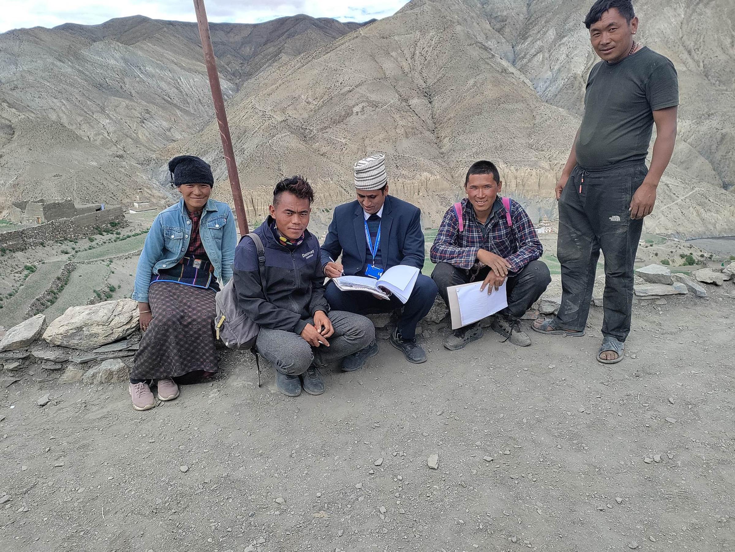 कार्यालय समयभन्दा बाहिर पनि काम