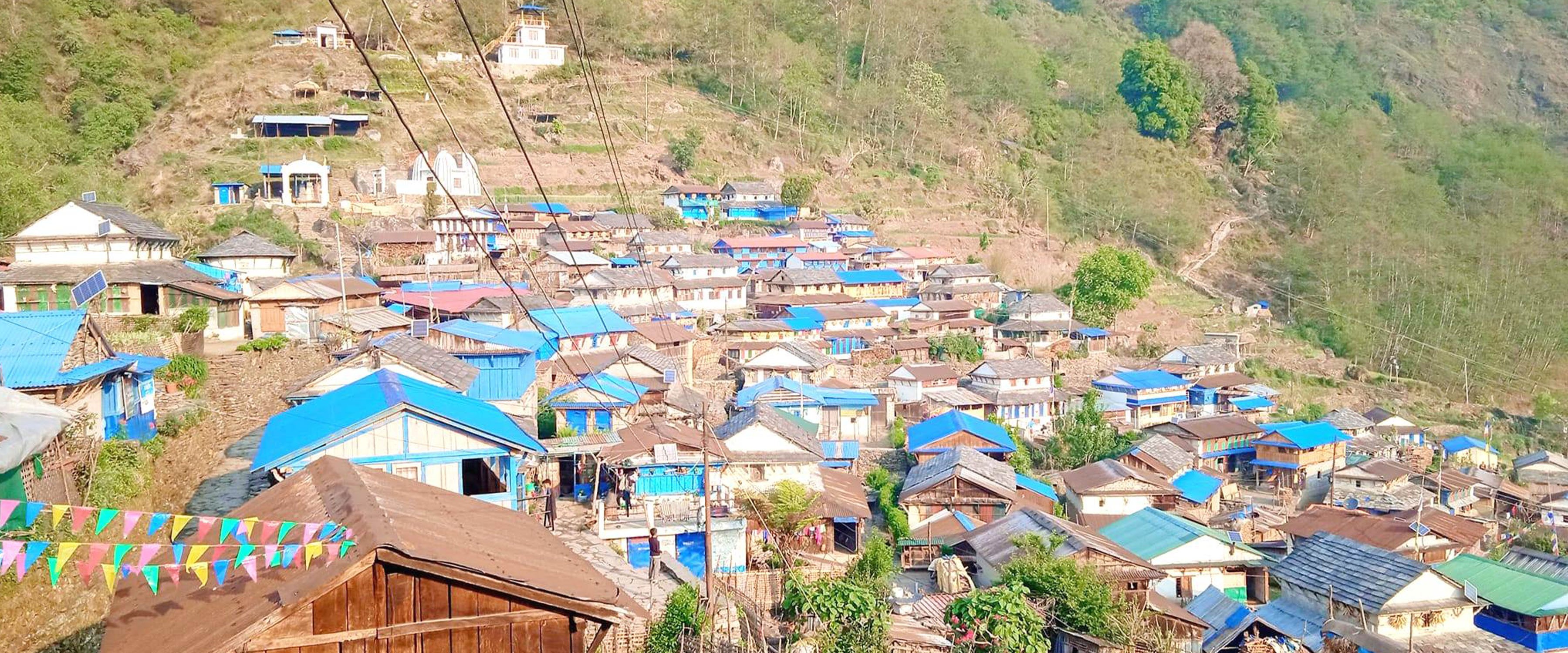 पर्यटकीय सिउरुङ गाउँ