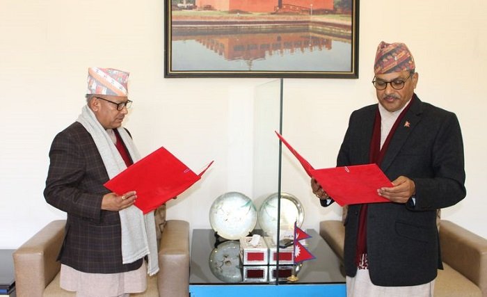 नवनियुक्त अध्यक्ष पुडासैनीले लिए शपथ