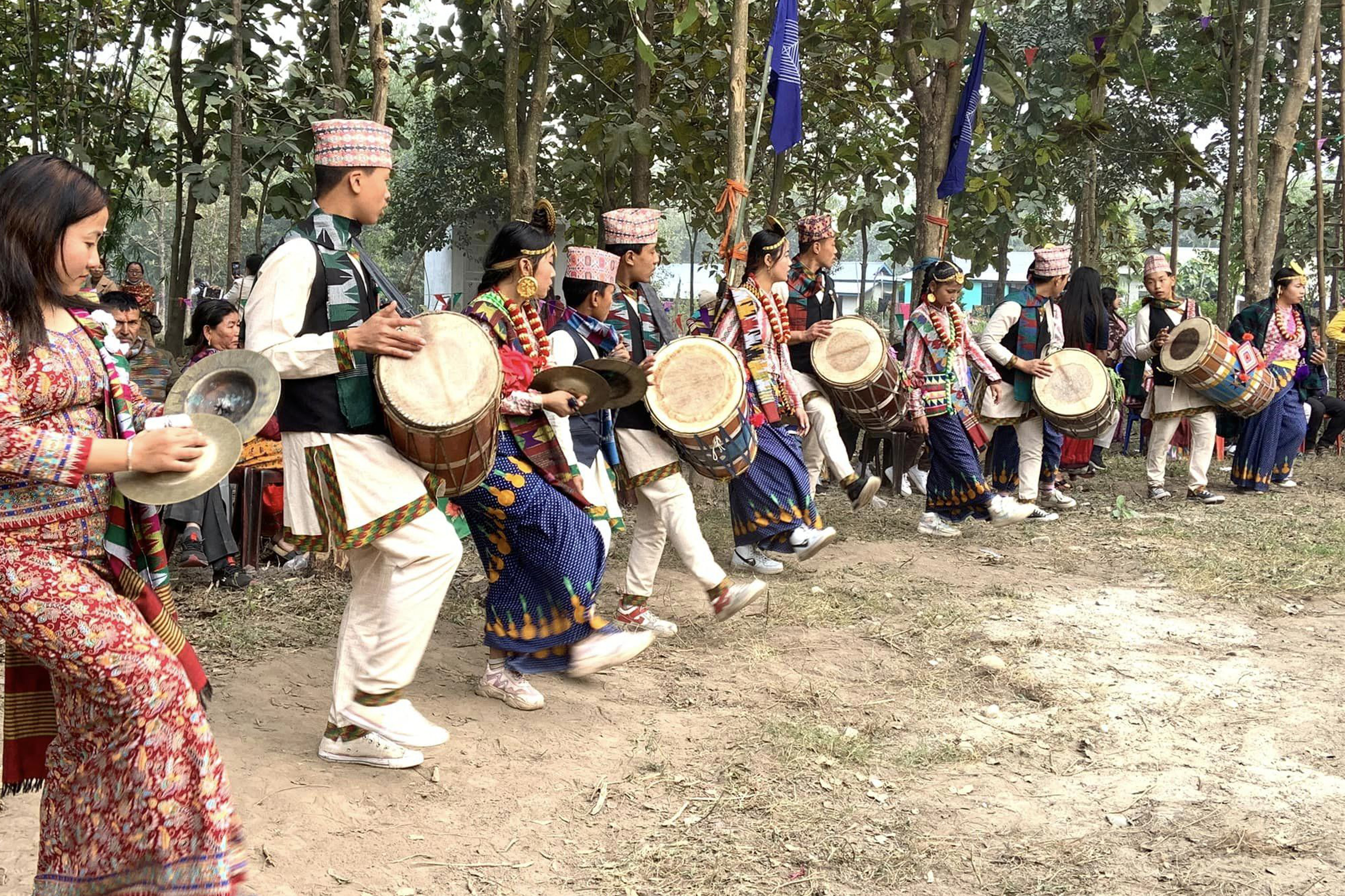 च्याबु्रङ नृत्य प्रस्तुत