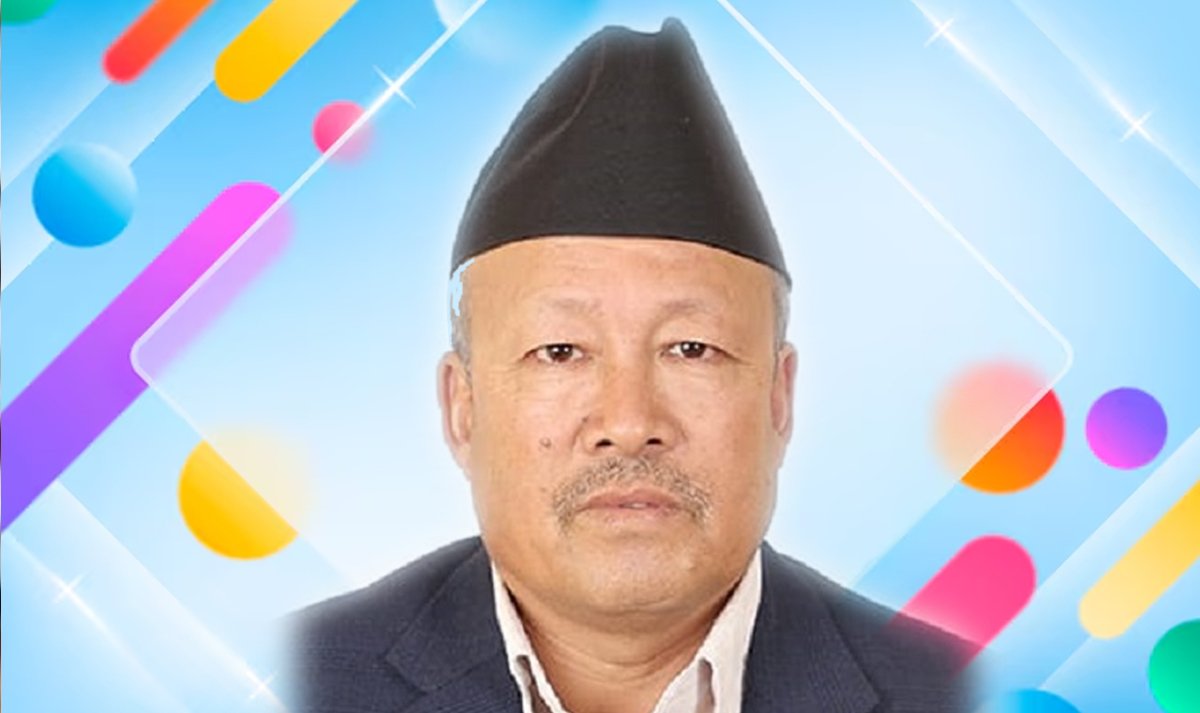 लोकसेवा आयोगका सदस्य खड्काद्वारा शपथ ग्रहण
