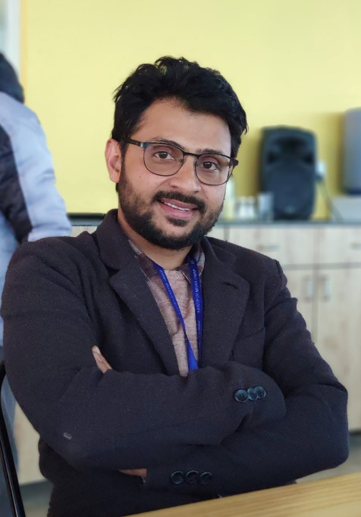 एएफपीका पत्रकार ओझालाई एसियाली विकास बैंकको अन्तर्राष्ट्रिय अवार्ड