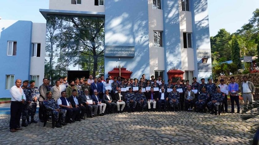 सशस्त्रद्वारा ‘पृथ्वी राजमार्ग क्षेत्रका स्वास्थ्यकर्मीलाई ‘ट्रमा केयर’ तालिम