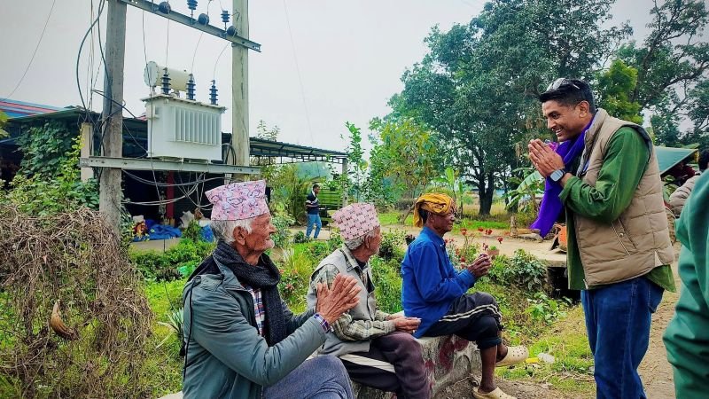 छोरा बागी उठेपछि पूर्वमन्त्री उपाध्याय पार्टीबाट निष्कासित
