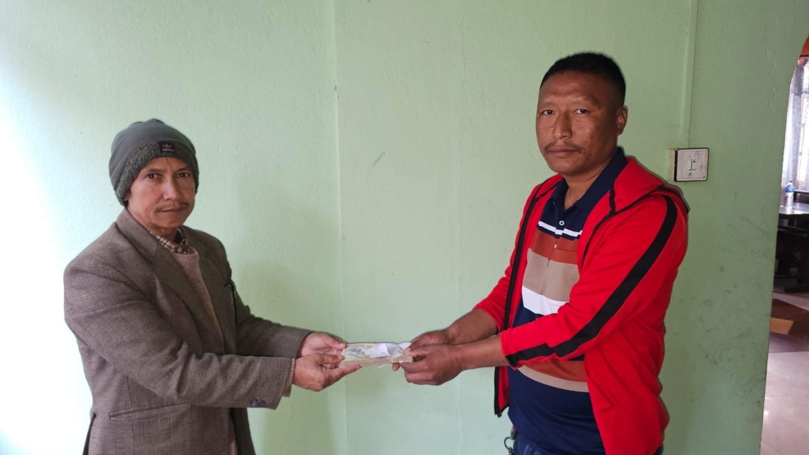 इनास र संसरा बर्लिनद्वारा बाढीपीडितलाई राहत प्रदान