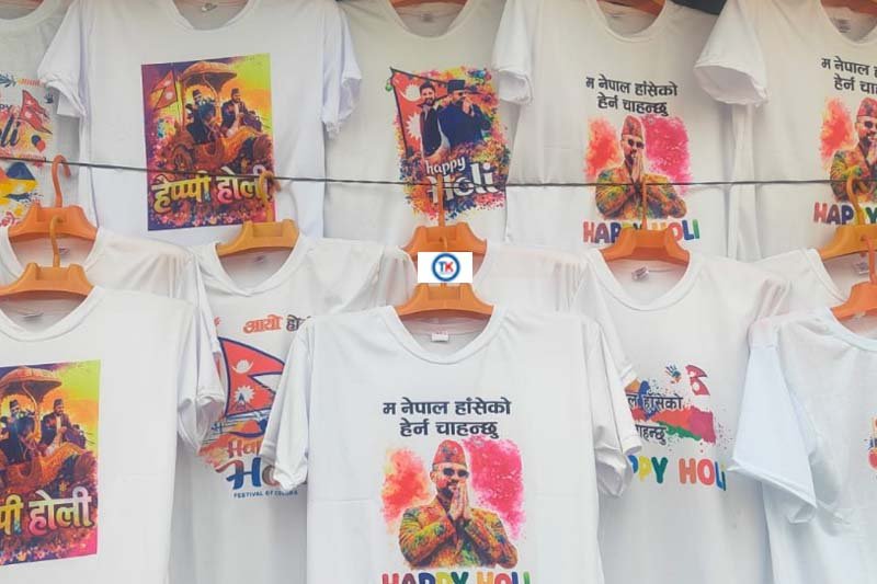 तुलसीपुरमा प्रहरीको छापा,आचारसंहिता विपरितका सामग्रस् बरामद