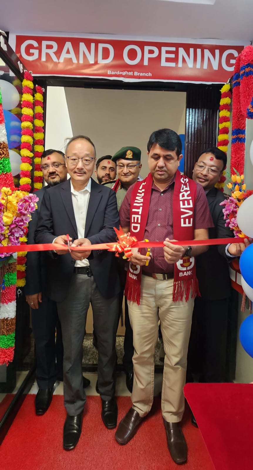 एभरेष्ट बैंकद्वारा बर्दघाट नवलपरासी (पश्चिम) मा आफ्नो शाखा उद्घाटन