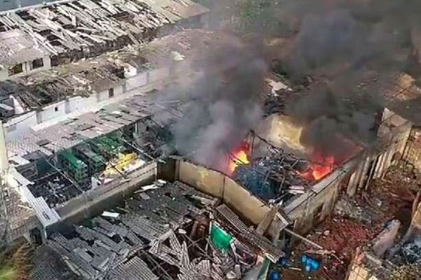 भारतको एक कारखानामा विस्फोट हुँदा ११ जनाको  मृत्यु