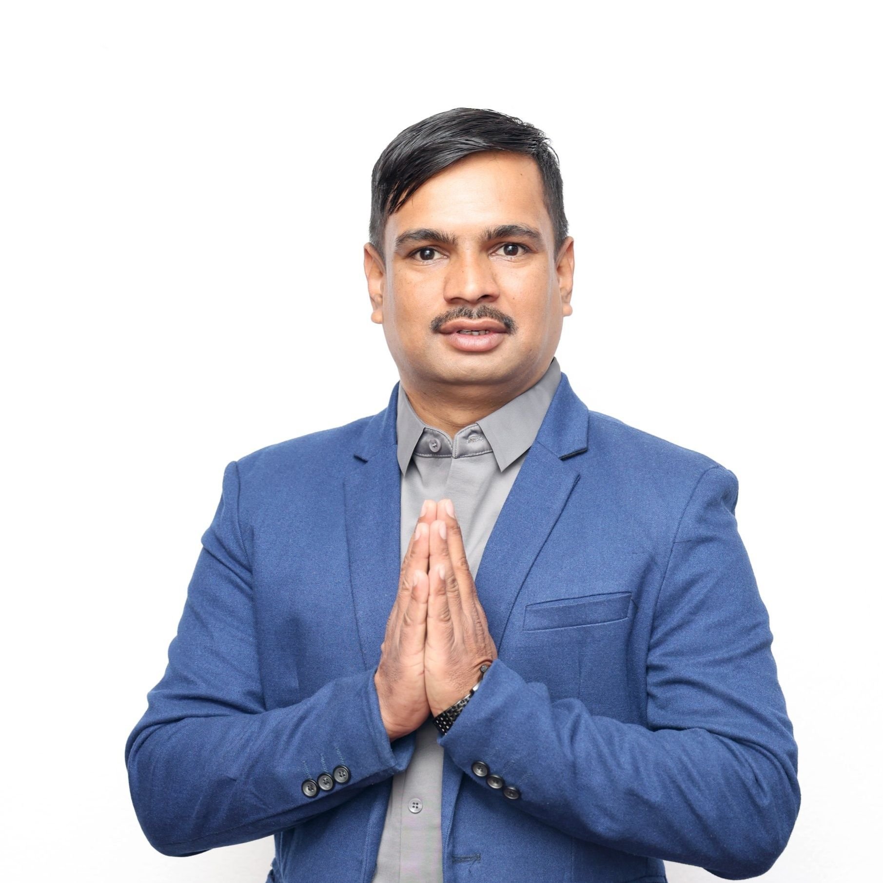 अखिल(क्रान्तिकारी)को अध्यक्षमा सापकोटा विजयी