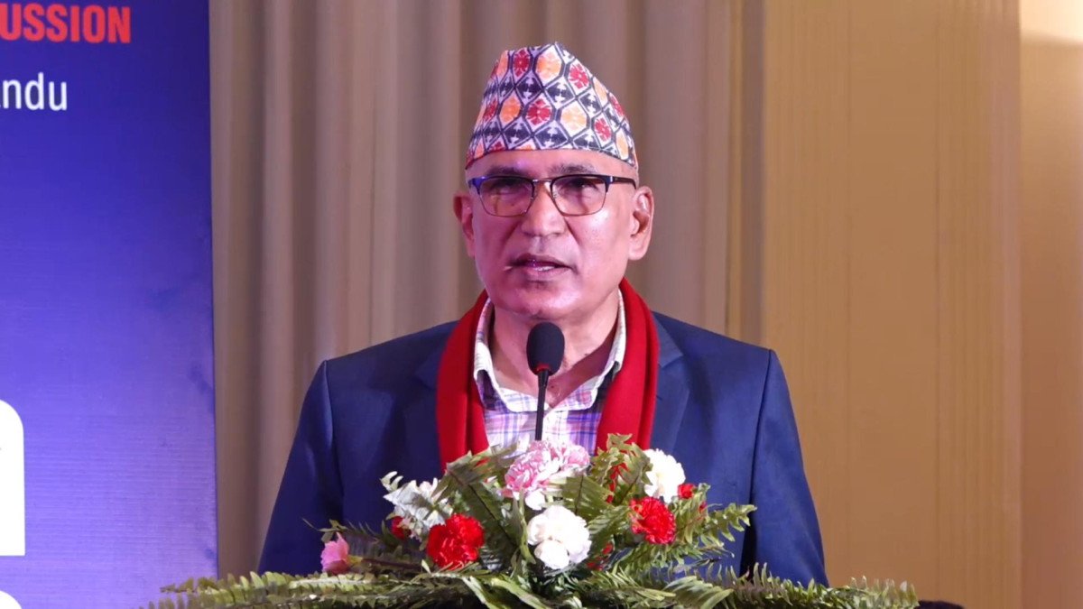 अर्थमन्त्री र गभर्नरबीच दरारको खोजी गर्नेहरू निराश हुनेछन् : अर्थमन्त्री पौडेल