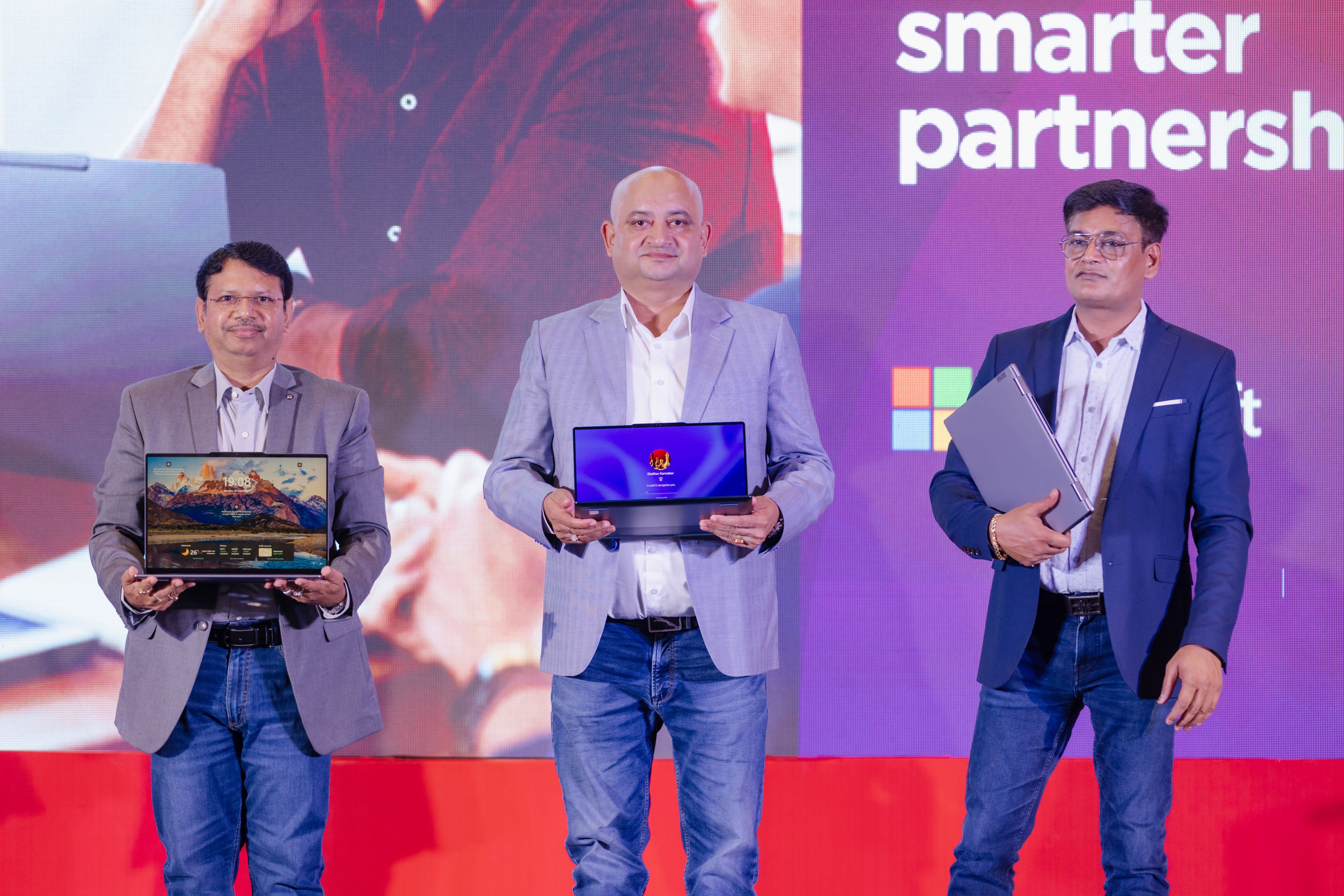 Megatech Group द्वारा  CoPilot+ AIPC Yoga Slim 7x , नयाँ Yoga र Legion को श्रृंखला सार्वजनिक