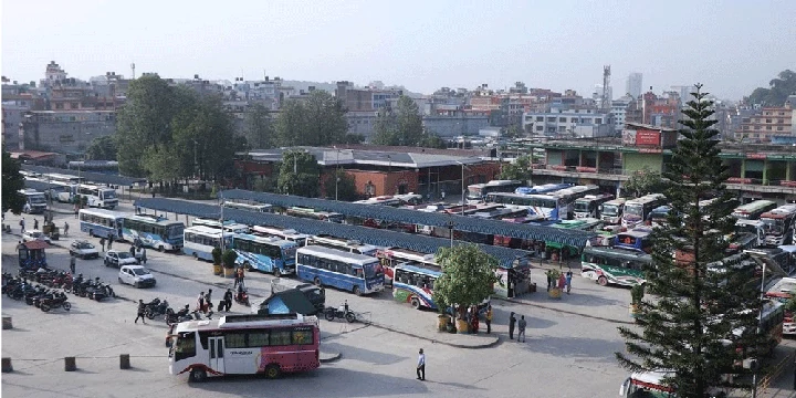 काठमाडौंबाट बस छुटाइने बस उज्यालोमै नारायणगढ पुग्ने