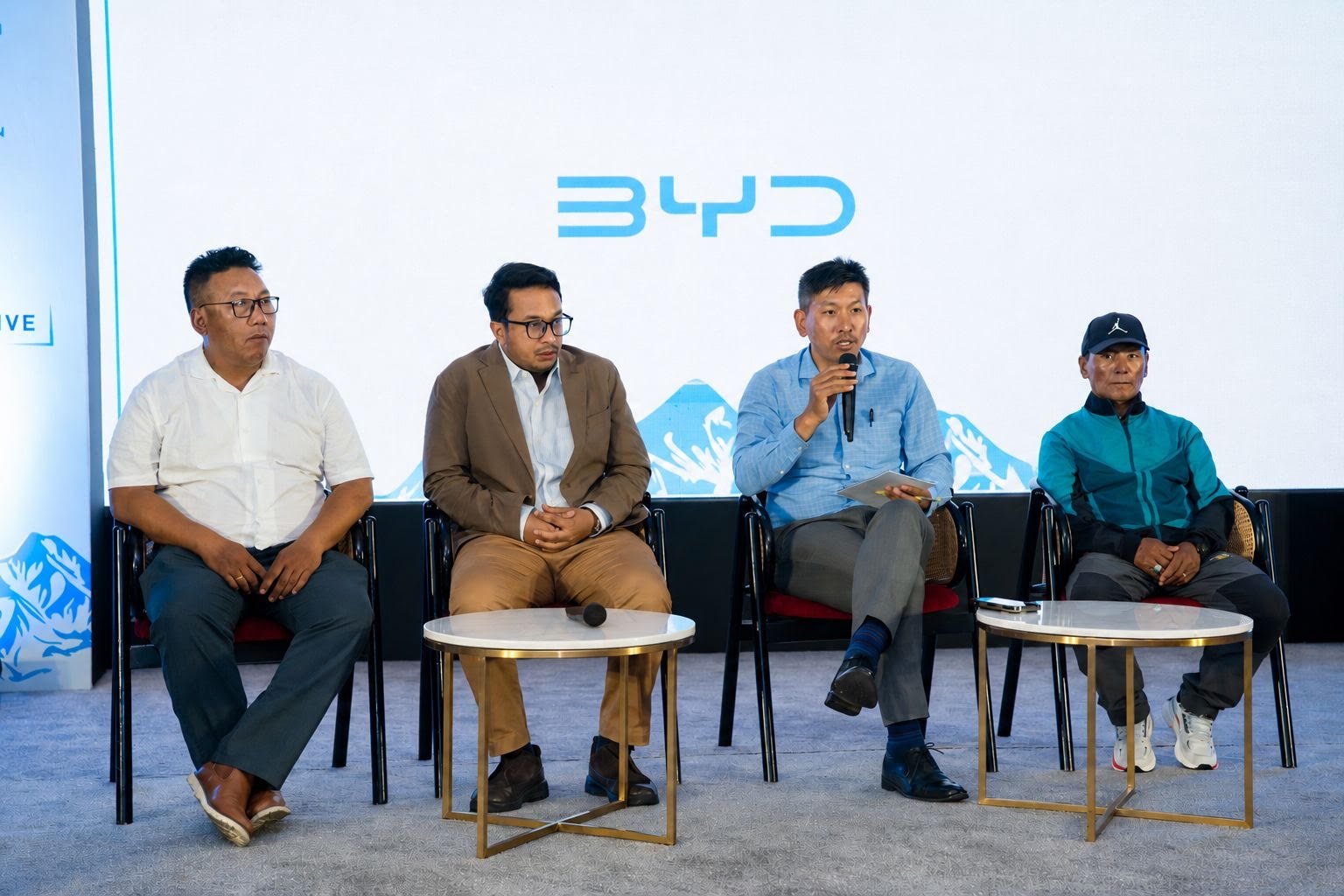 BYD -
