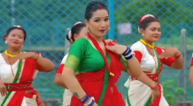 गित  ‘दौतरी’ मौलिक शैलीमा