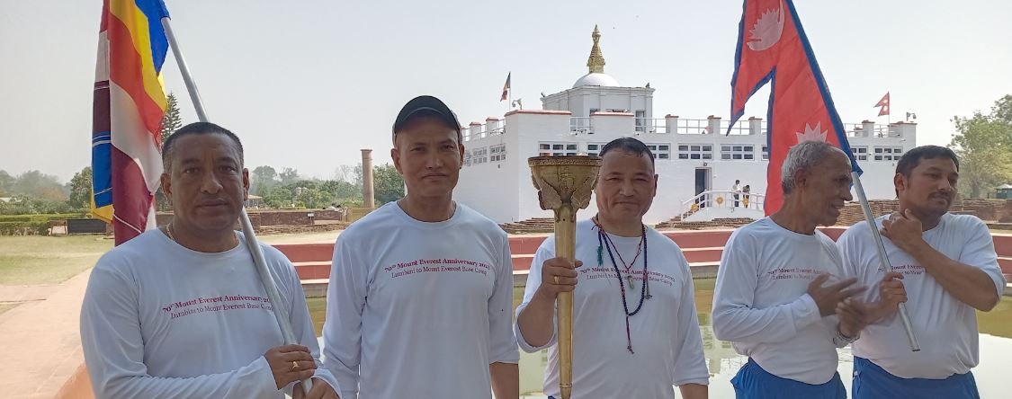 सगरमाथा हिँड्यो विश्व शान्तिद्वीप