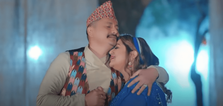 यस्तो छ रामप्रसाद खनालको नयाँ गीत ‘पानी लिन जाँदा खेरी’ (भिडियो)