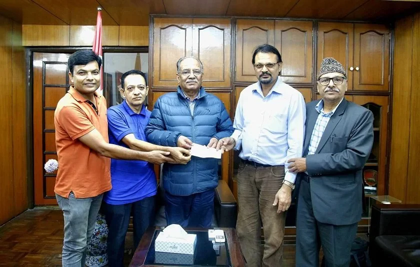 अखिल भारत नेपाली एकता मञ्चद्वारा बाढी पहिरो पीडितलाई सहयोग