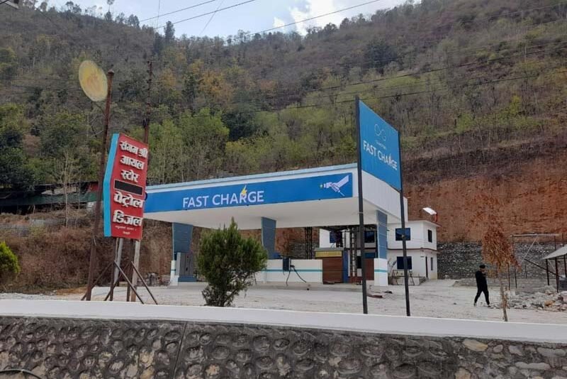 नेपालभर सीजी मोटर्सले बनायो १७५ भन्दा बढी चार्जिङ स्टेशन