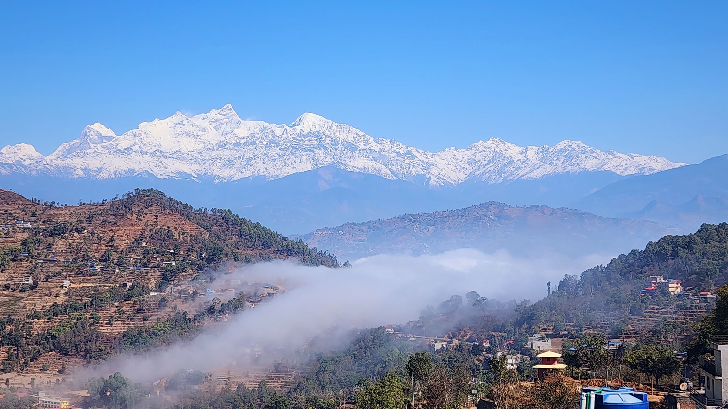 सहिदलखन गाउँपालिकाबाट देखिएको हिमशृङ्खला (तस्बिर)