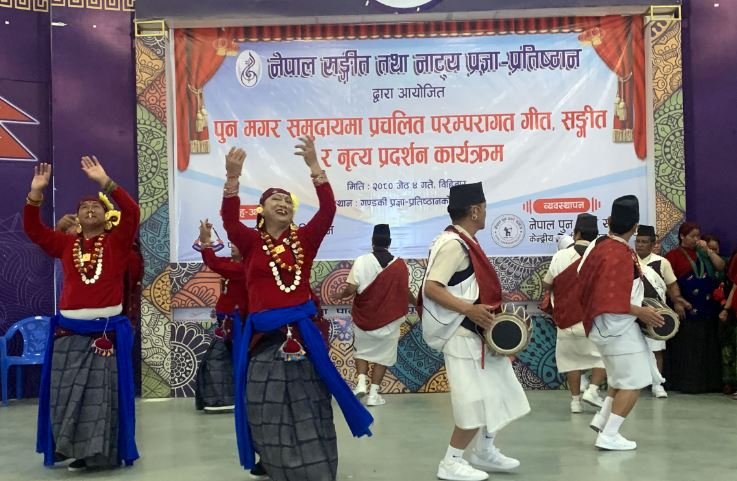 रठी नृत्य