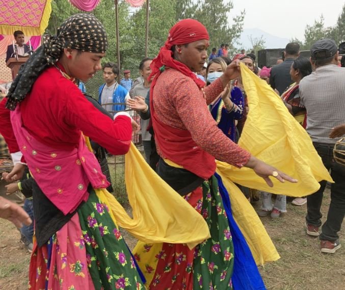 लोपन्मुख सोरठी नाच
