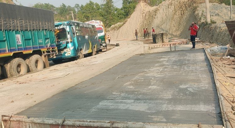 दाउन्नेको पूर्वी खण्डमा एकतर्फी ढलानको काम अन्तिम चरणमा