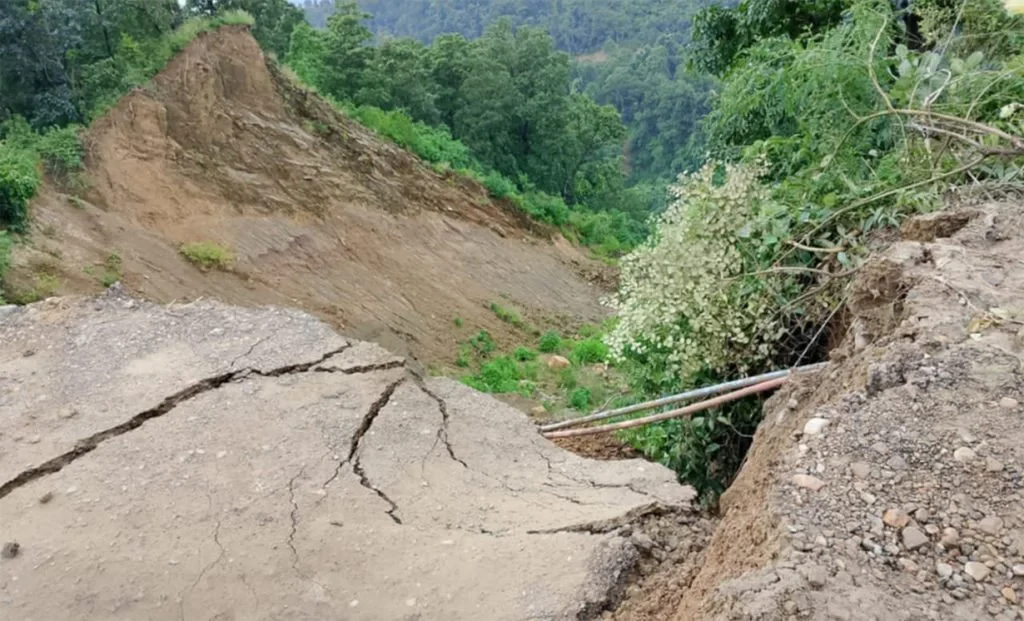 पृथ्वी राजमार्गको दाउन्नेमा फेरि अवरुद्ध