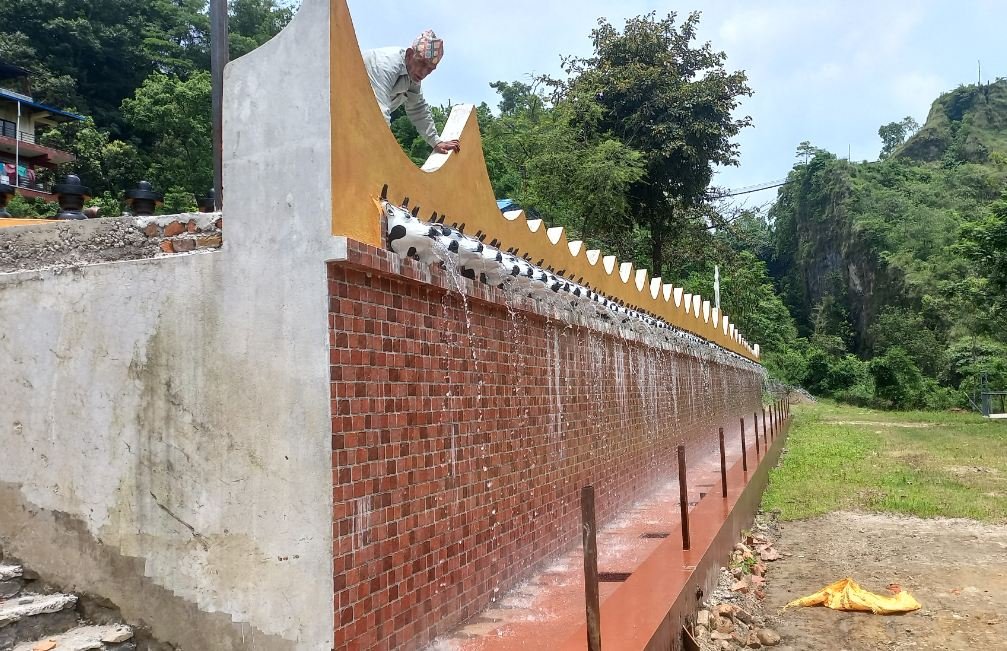 १०८ गौमुखे धारा