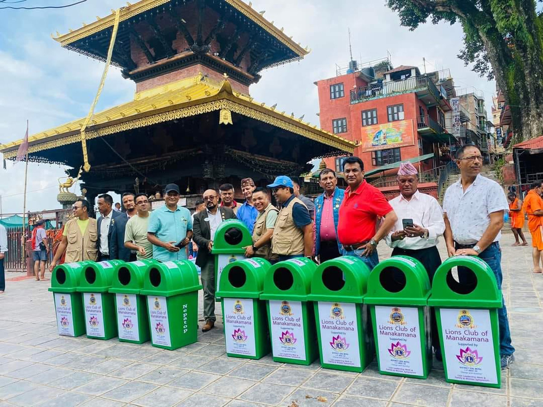 फोहर व्यवस्थापन गर्न डस्टविन