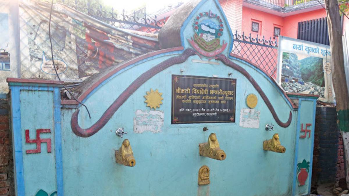 मेलम्चीको पानी वितरणको उद्घाटन : धारामा पानी होइन, अलमलको धारा!