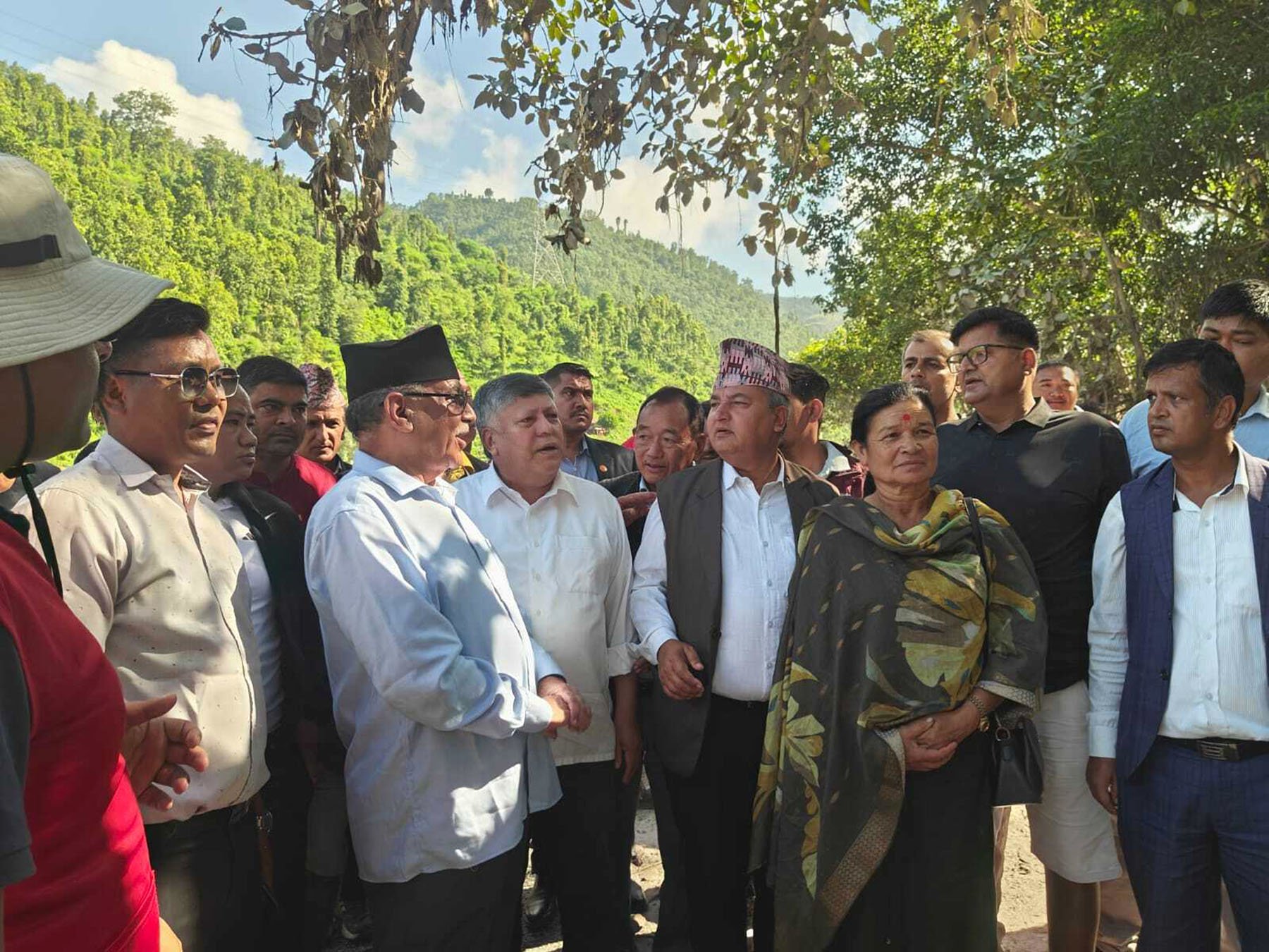 पुनर्निर्माण र पुनःस्थापनामा ध्यान केन्द्रित गर्नुपर्छः दाहाल