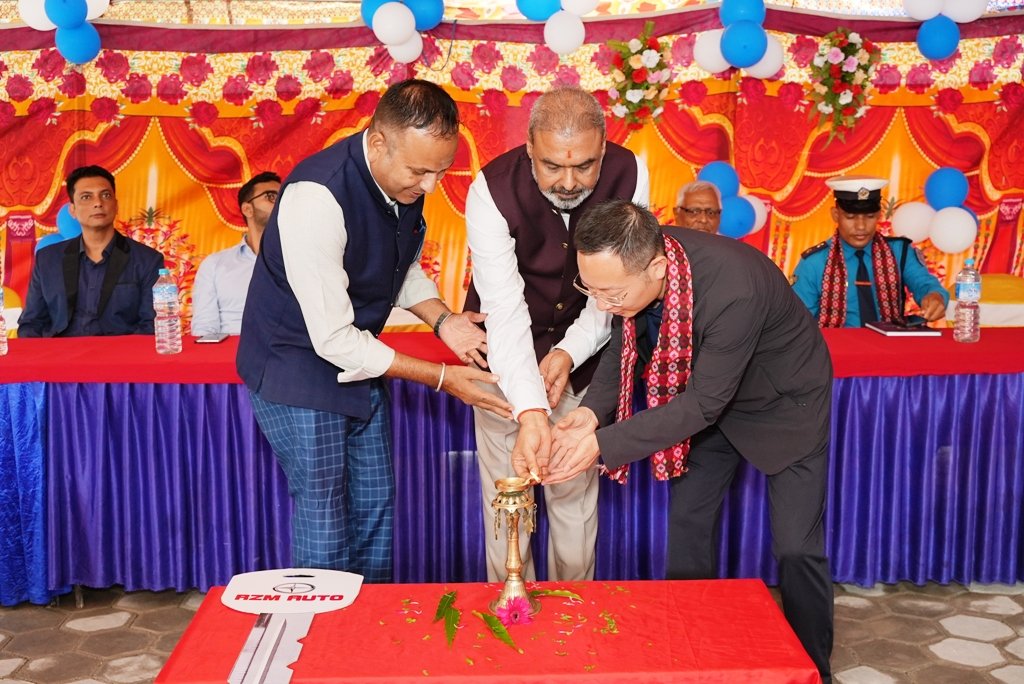 आरजेडएम सवारीका लागि राठी ट्रेडिङले अत्याधुनिक सर्भिस सेन्टर र चार्जिङ नेटवर्क सञ्चालनमा ल्यायो