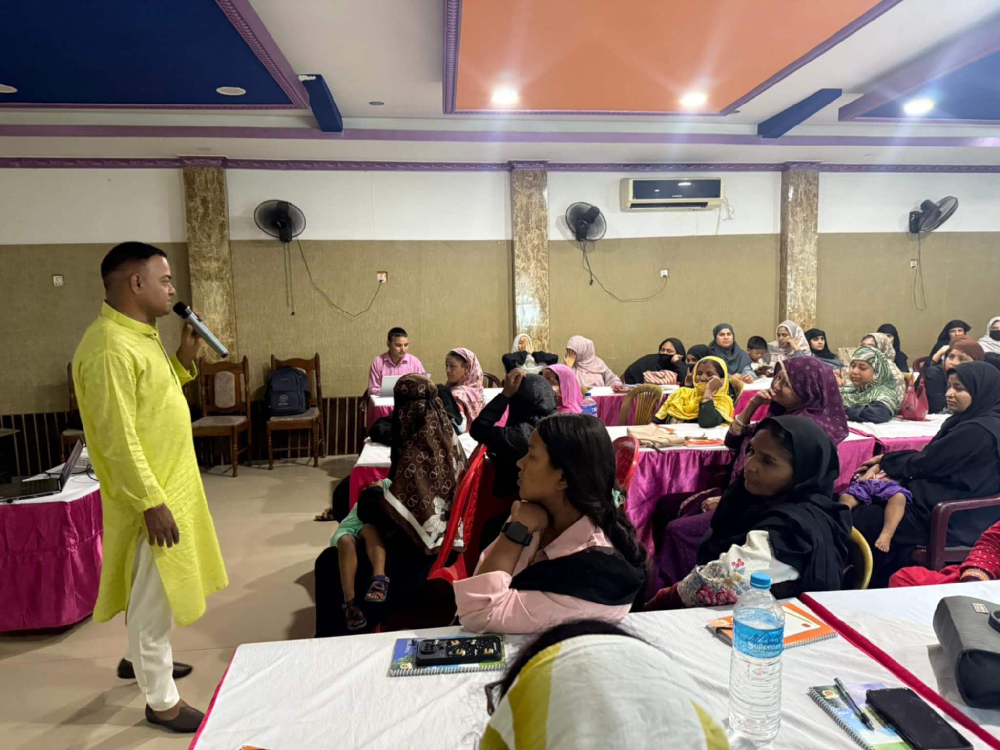 नेपालगन्जमा मुस्लिम महिलाका लागि नेतृत्व विकास तालिम सुरु