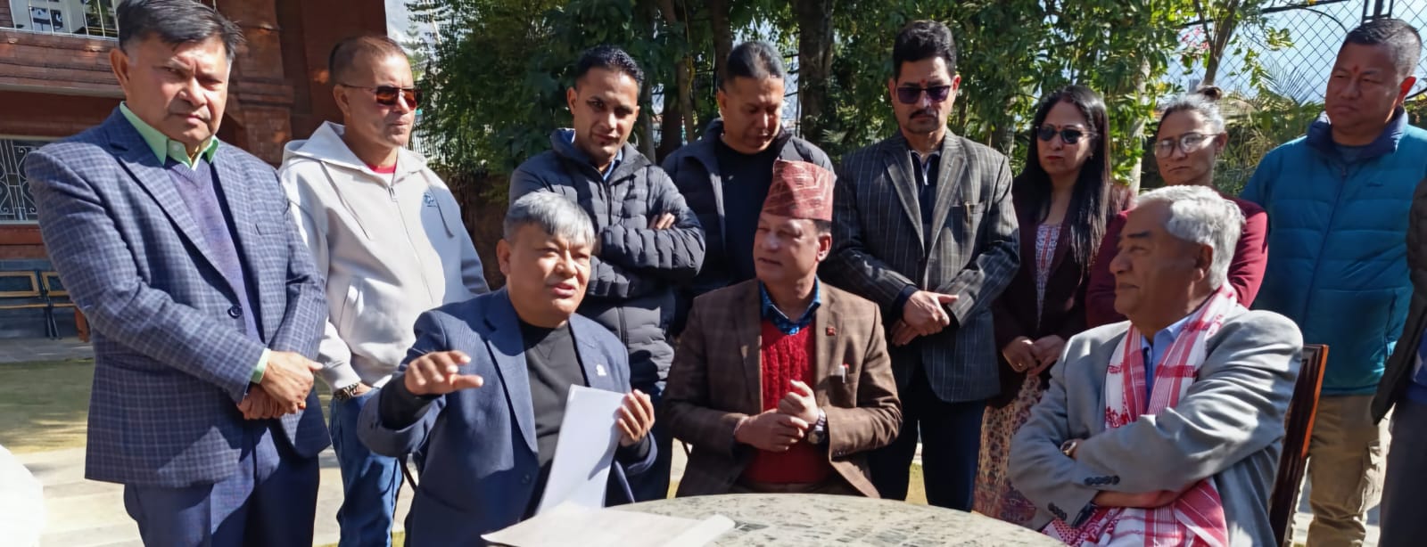 निर्माण उद्योगको समस्याबारे कांग्रेस सभापति देउवालाई ब्रिफिङ