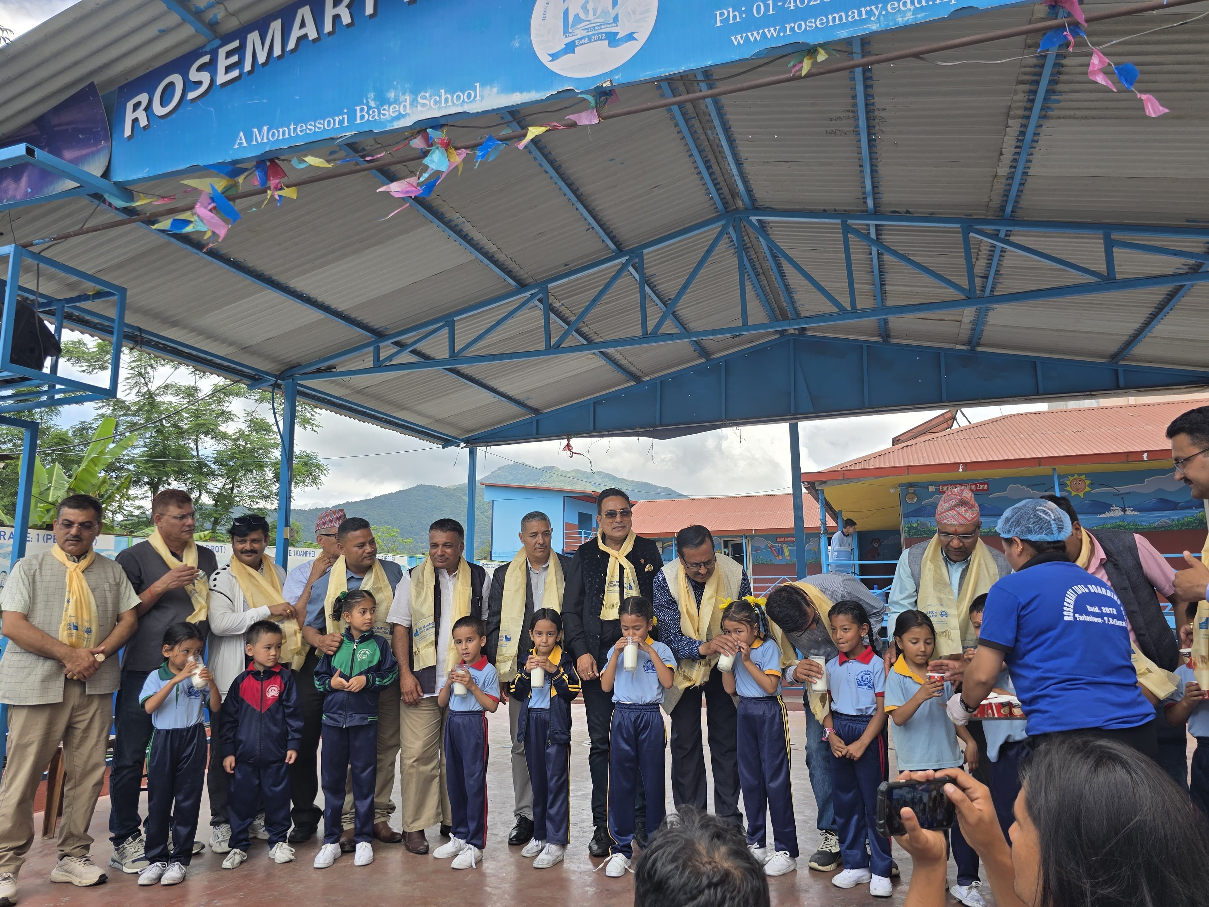 विश्व दूध दिवसको अवसरमा नेपाल डेरी एसोसिएसनको दूधपान कार्यक्रम सम्पन्न