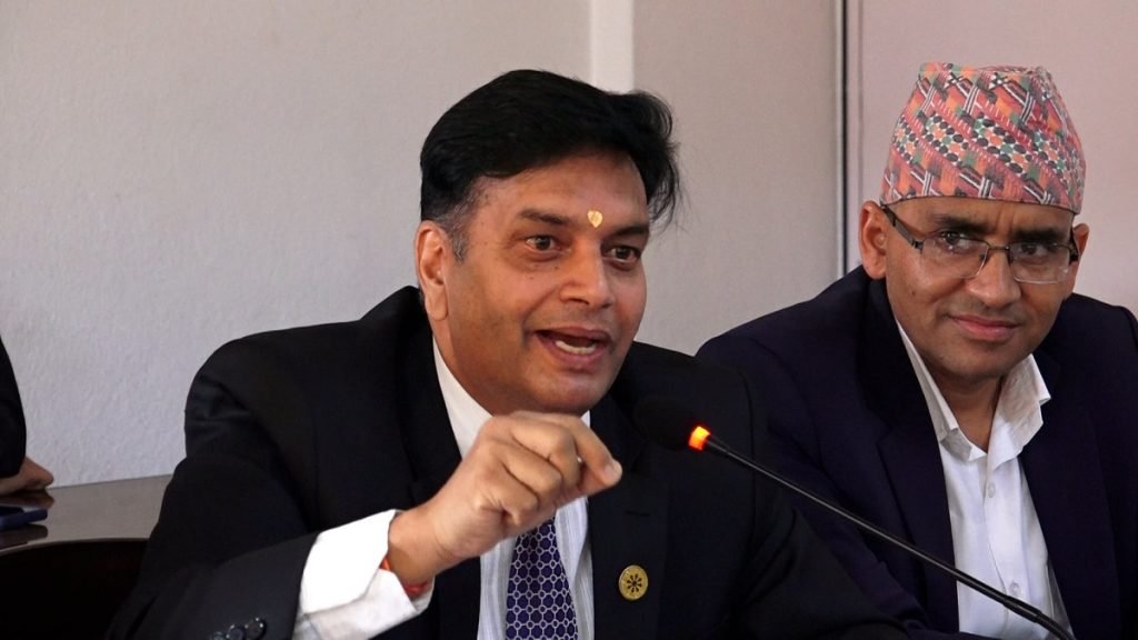बजार घट्दा पनि नाफा कमाउने व्यवस्था ल्याउँदै सेबोन, अध्यक्ष भट्ट भन्छन्- ‘बजार सधैं बढ्नुपर्छ भन्ने सोच बदल्नुपर्छ’