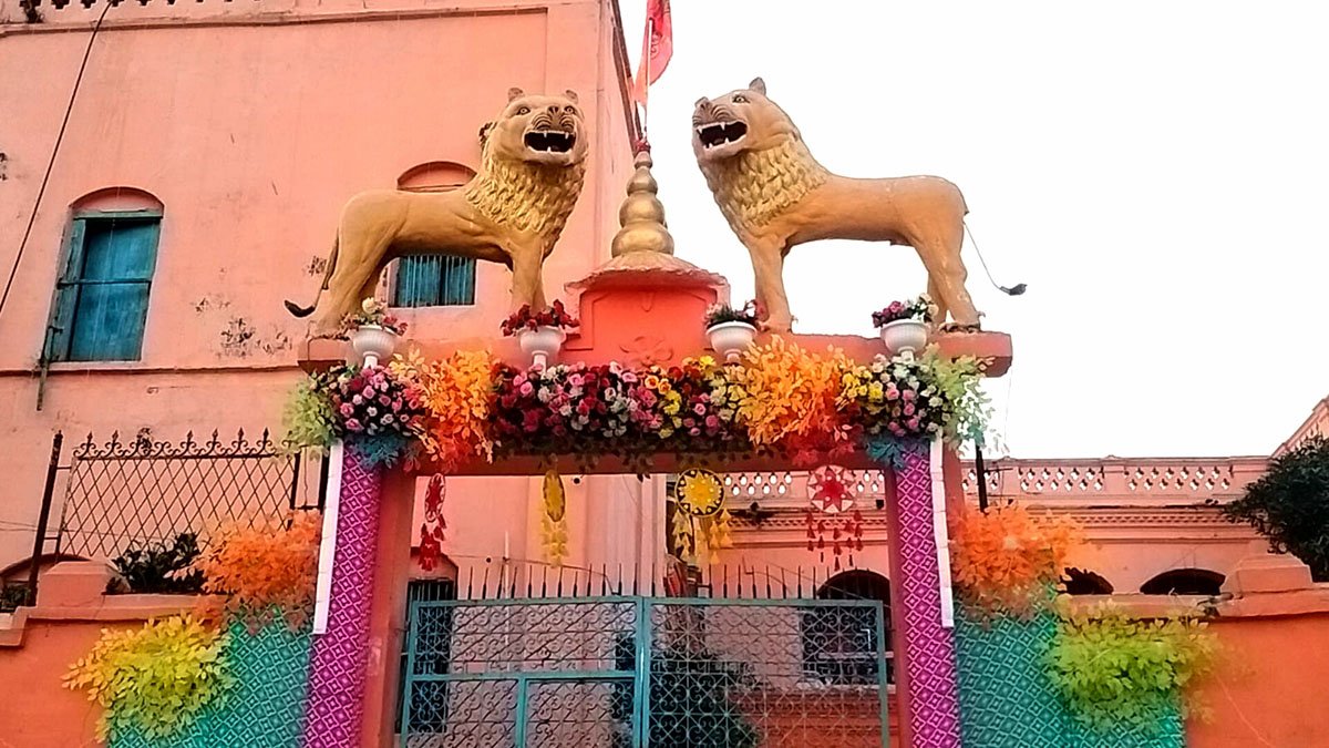 लक्ष्मीनारायण मठको प्रवेशद्वार