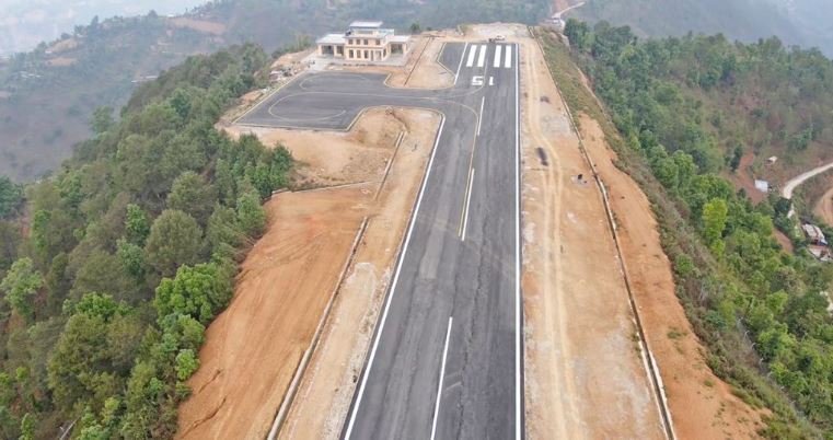 रेसुङ्गा विमानस्थलबाट सातामा तीन पटक उडान हुने
