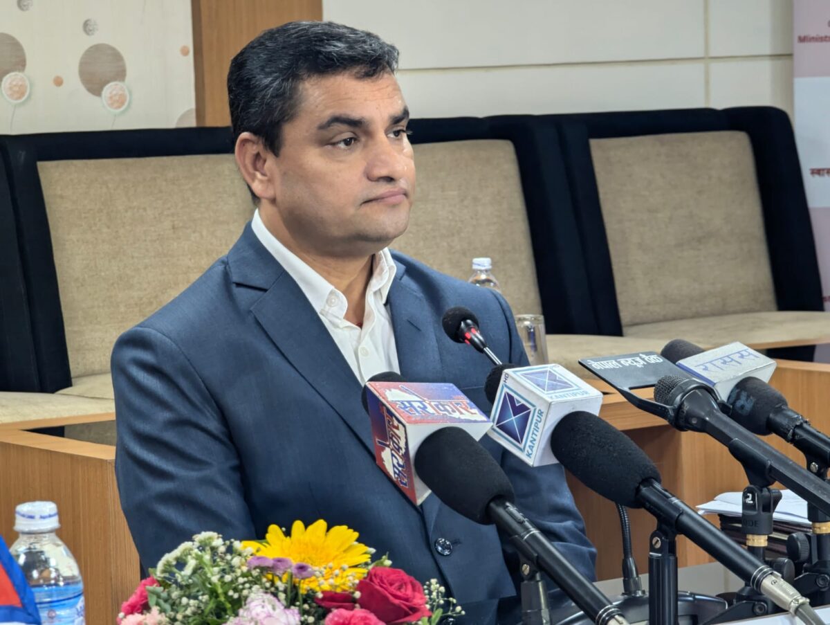 संघीय अस्पतालमा रेडियोलोजी फिल्म प्रयोग हटाउने स्वास्थ्यमन्त्री को निर्णय