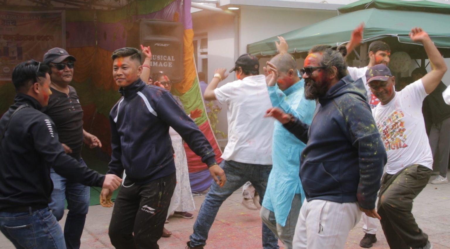 झम्सीखेल गार्डेन रिफ्रेसमेन्टमा होली विशेष कार्यक्रम सम्पन्न